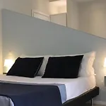 Little Rose Lodge