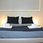Little Rose Lodge